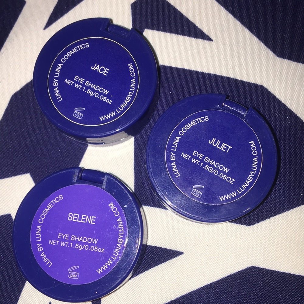 Luna Eyeshadow - Picture 2 of 3